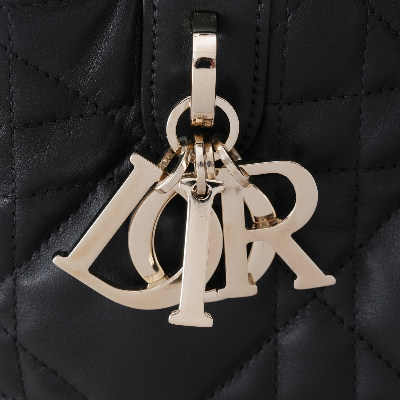CHRISTIAN DIOR(USED)디올 뚜주흐 미듐
